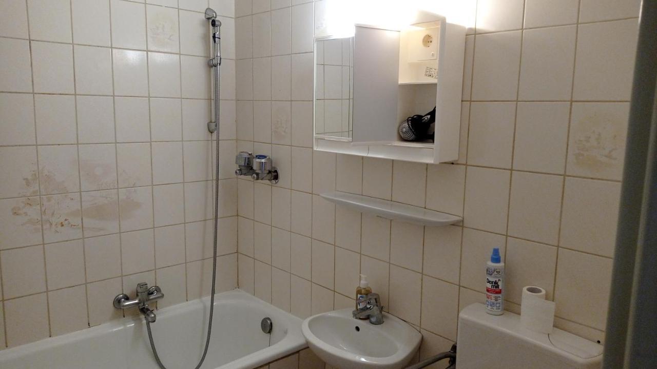 Einzimmerwohnungmit Grossem Balkon Mietersheim Экстерьер фото